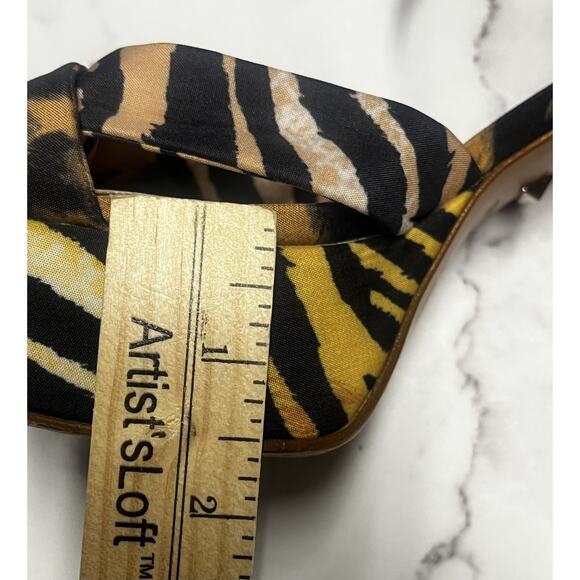 Schutz Platform Shoes Womens Size 7B Block Heel Animal Print Sandals - Picture 9 of 9